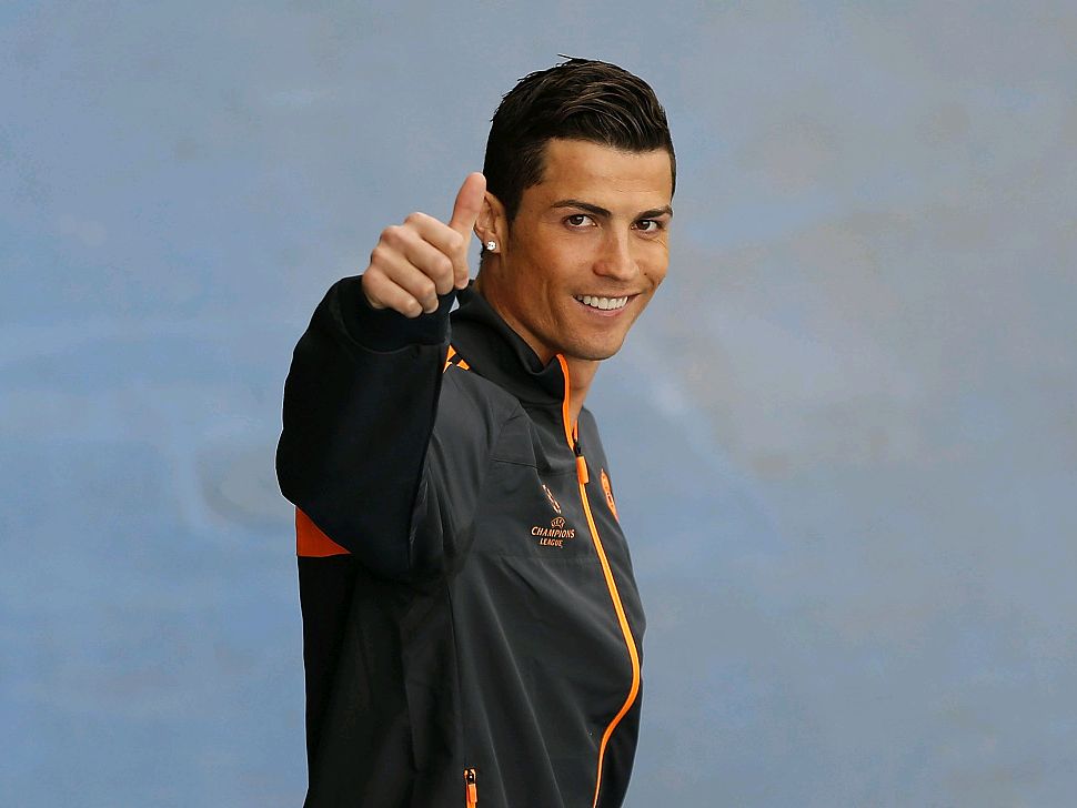 因马来西亚违规归化被禁赛，记者：卡利美洲考虑解约霍尔加多