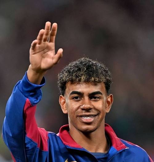 米体：吉梅内斯在米兰已无位置或离队，西汉姆和桑德兰有意