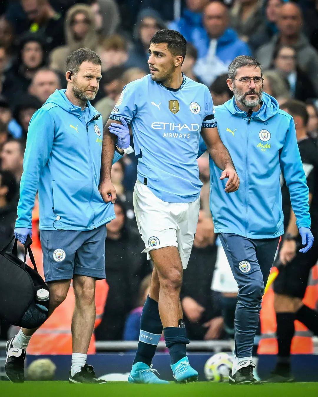 莱万：我对助攻感到高兴；球迷应该会满意我们的表现